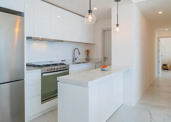 Brand New Luxury 2 Bedroom Apartamento