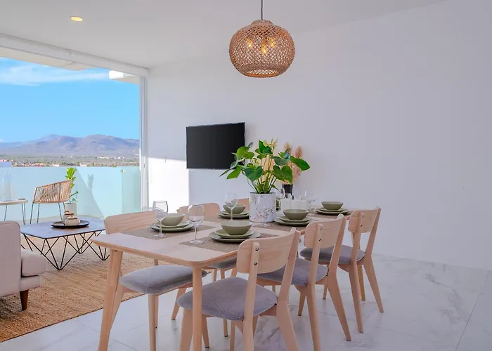 Brand New Luxury 2 Bedroom Apartamento *